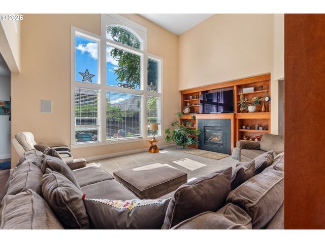 18001 Ne 25TH St, Vancouver, WA 98684