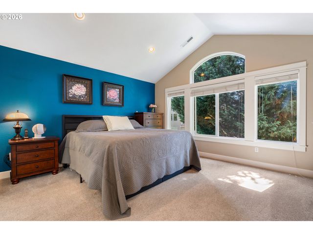 18001 Ne 25TH St, Vancouver, WA 98684