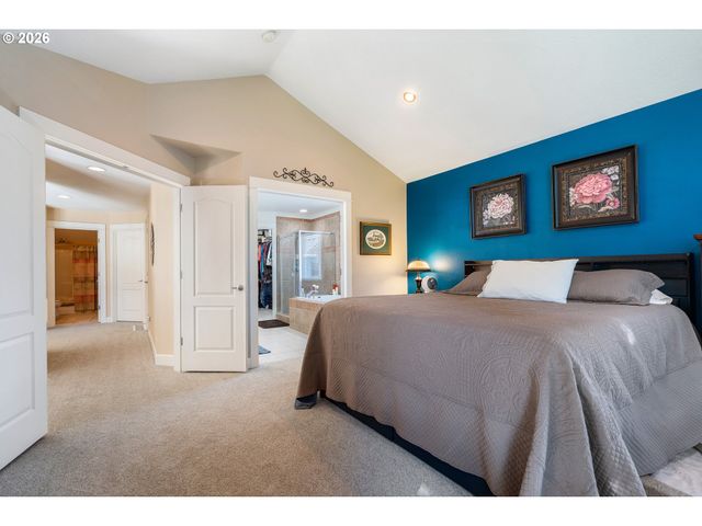 18001 Ne 25TH St, Vancouver, WA 98684