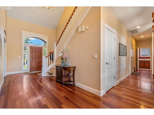 18001 Ne 25TH St, Vancouver, WA 98684