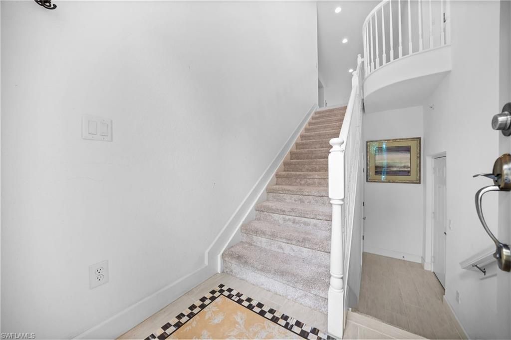 8062 Signature Club CIR 201, NAPLES, FL 34113 — photo 4