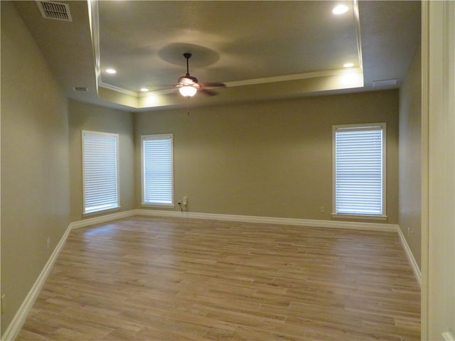 5803 S Oso Pkwy, Corpus Christi, TX 78414