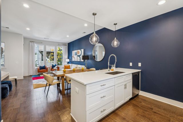 2021 Beech Ave Unit 7, Nashville, TN 37204