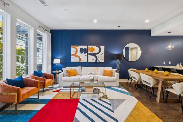 2021 Beech Ave Unit 7, Nashville, TN 37204