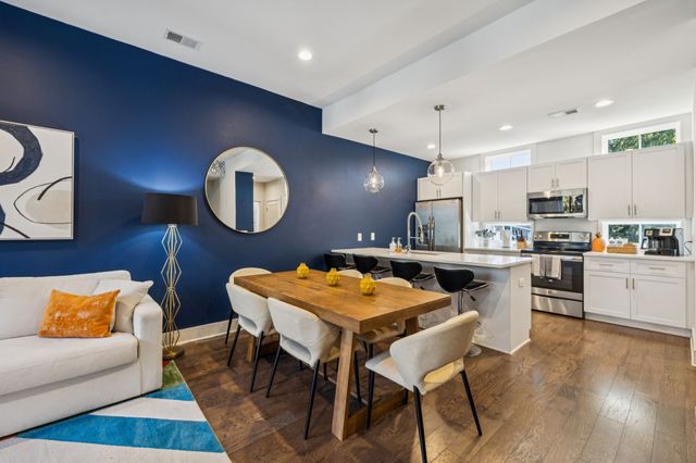 2021 Beech Ave Unit 7, Nashville, TN 37204