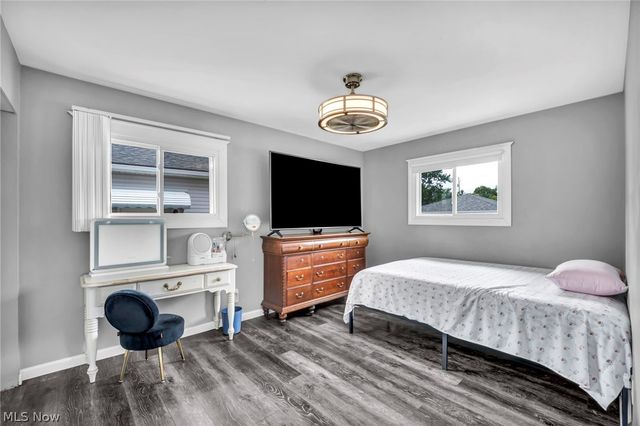 14291 Gallatin Boulevard, Brook Park, OH 44142