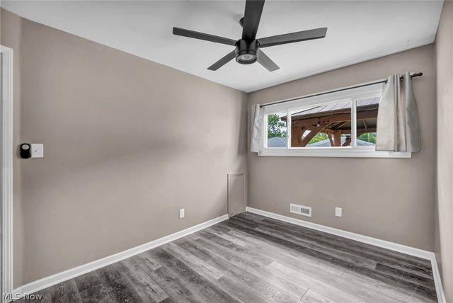 14291 Gallatin Boulevard, Brook Park, OH 44142