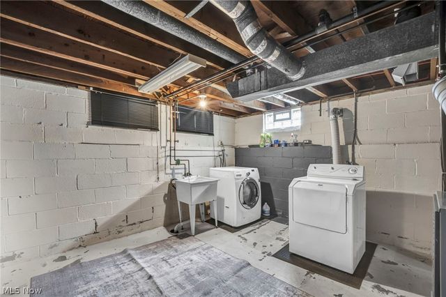 14291 Gallatin Boulevard, Brook Park, OH 44142