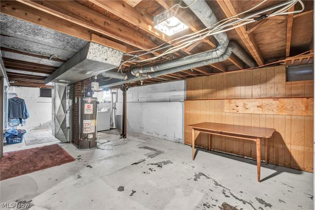 14291 Gallatin Boulevard, Brook Park, OH 44142