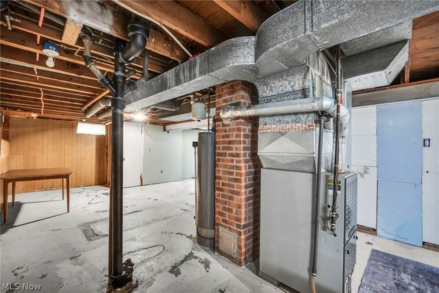 14291 Gallatin Boulevard, Brook Park, OH 44142