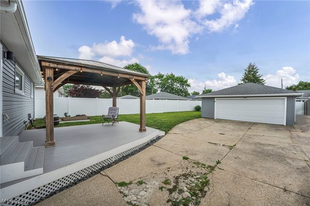 14291 Gallatin Boulevard, Brook Park, OH 44142