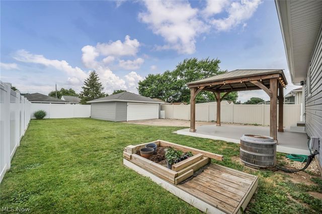 14291 Gallatin Boulevard, Brook Park, OH 44142