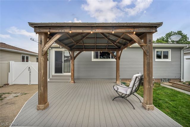 14291 Gallatin Boulevard, Brook Park, OH 44142