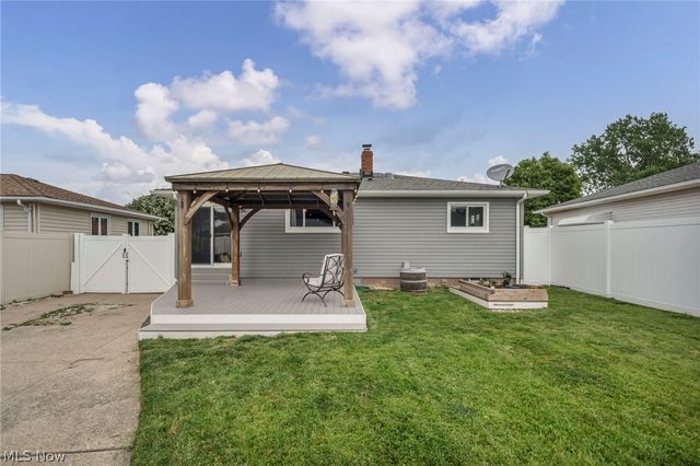 14291 Gallatin Boulevard, Brook Park, OH 44142