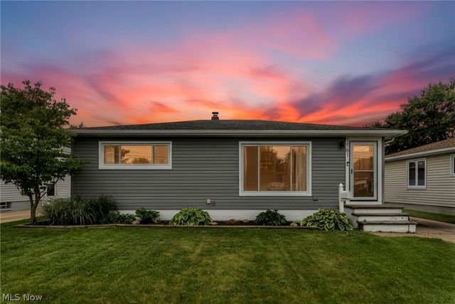 14291 Gallatin Boulevard, Brook Park, OH 44142