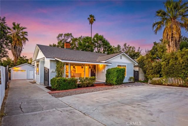 839 E Citrus, Redlands, CA 92374