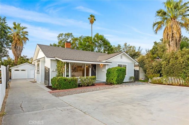 839 E Citrus, Redlands, CA 92374