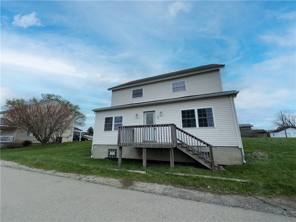 39 2nd St, Georges Twp, PA 15401