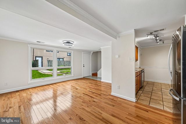 464 WEST CT, Glen Burnie, MD 21061