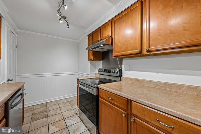 464 WEST CT, Glen Burnie, MD 21061