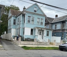 297 Laurel Avenue, Bridgeport, CT 06605