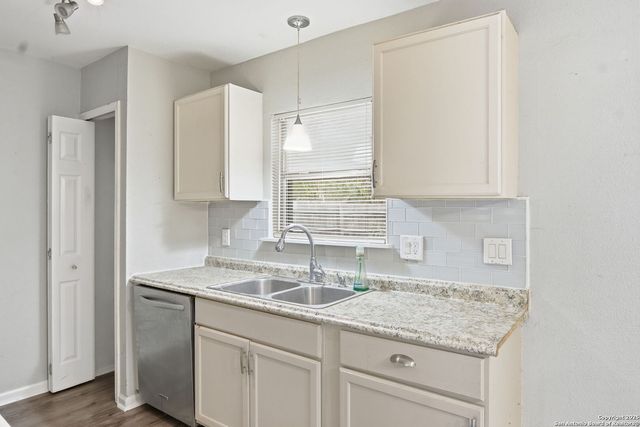 12907 Waynesboro, San Antonio, TX 78233