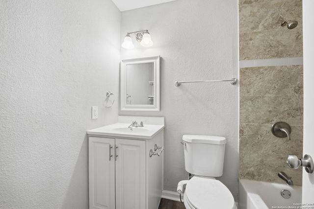 12907 Waynesboro, San Antonio, TX 78233