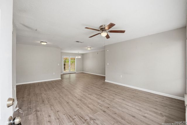 12907 Waynesboro, San Antonio, TX 78233