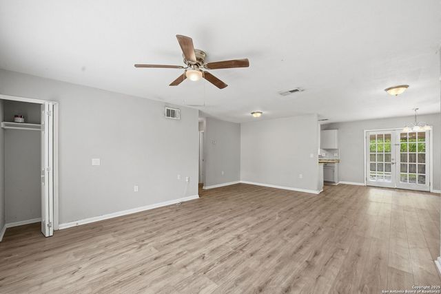 12907 Waynesboro, San Antonio, TX 78233