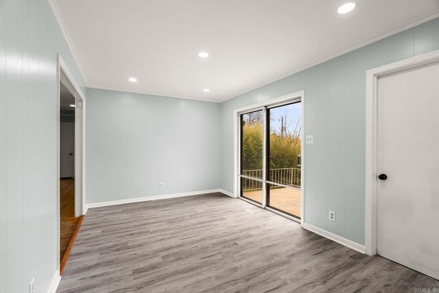 9815 Brooks Ln Lane, Little Rock, AR 72205