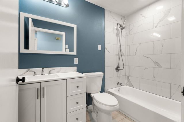 9815 Brooks Ln Lane, Little Rock, AR 72205