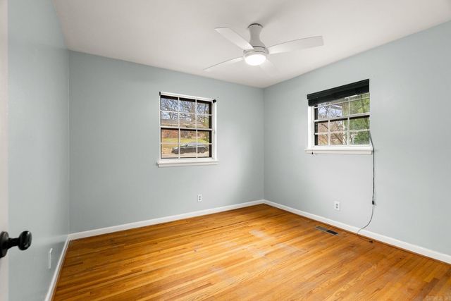 9815 Brooks Ln Lane, Little Rock, AR 72205