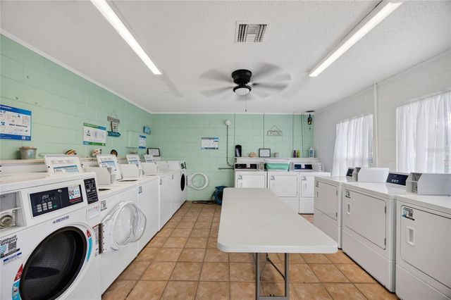 22375 EDGEWATER DRIVE 124, Punta Gorda, FL 33980