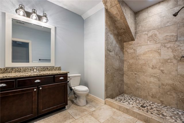 1466 N Desoto Place, Fayetteville, AR 72703