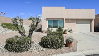 1517 Prairie Sage Way SE, Rio Rancho, NM 87124
