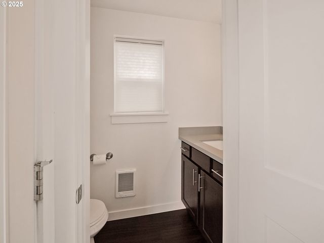 4919 Se 79TH Ave, Portland, OR 97206