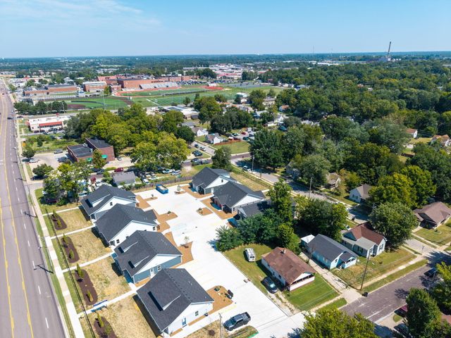 604 N PROVIDENCE RD 100, Columbia, MO 65203