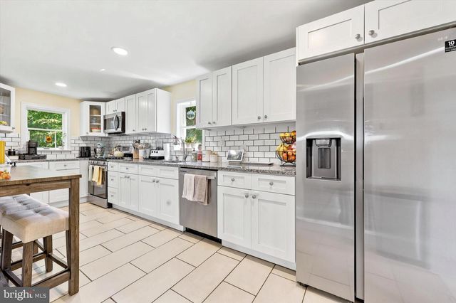 303 N WARWICK RD, Magnolia, NJ 08049