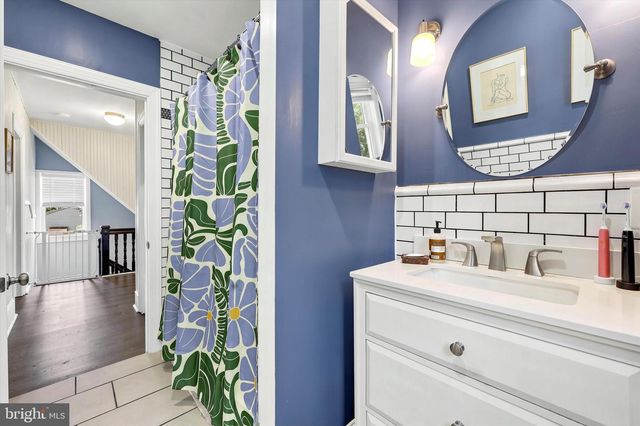 303 N WARWICK RD, Magnolia, NJ 08049