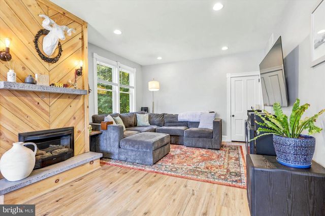 303 N WARWICK RD, Magnolia, NJ 08049