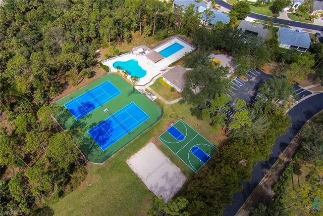 912 Briarwood BLVD, Naples, FL 34104