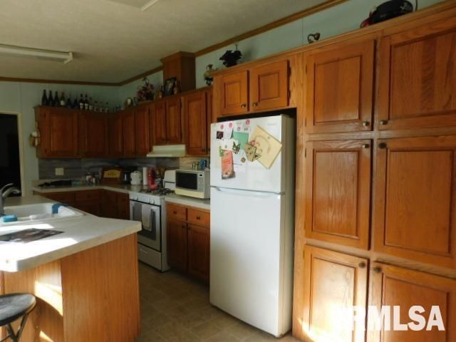 120 W 7TH Street, Coal Valley, IL 61240