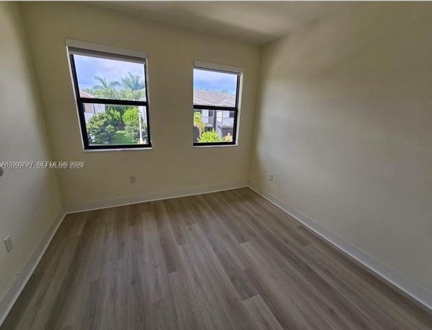 15819 NW 91st Ct, Miami Lakes, FL 33018