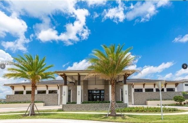 15819 NW 91st Ct, Miami Lakes, FL 33018