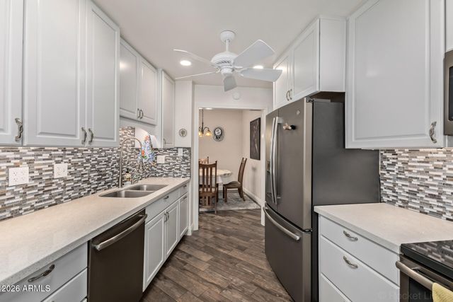 10809 W PALMERAS Drive, Sun City, AZ 85373