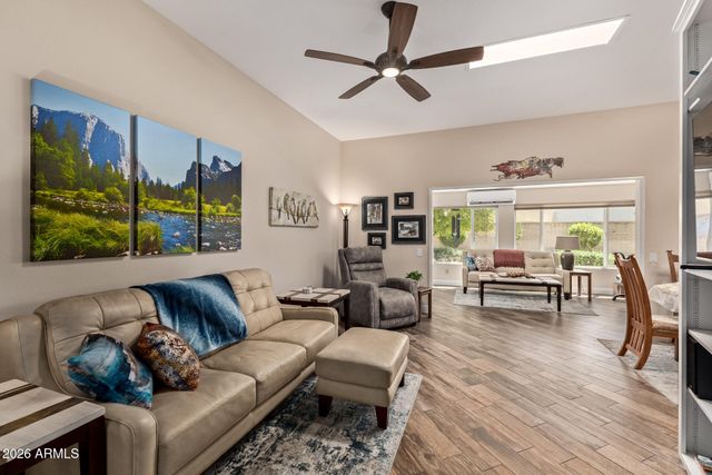 10809 W PALMERAS Drive, Sun City, AZ 85373