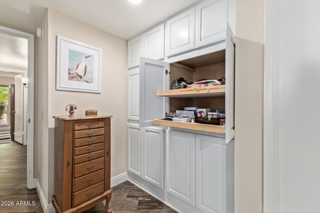 Image 24 of property listing at 10809 W PALMERAS Drive, Sun City, AZ 85373