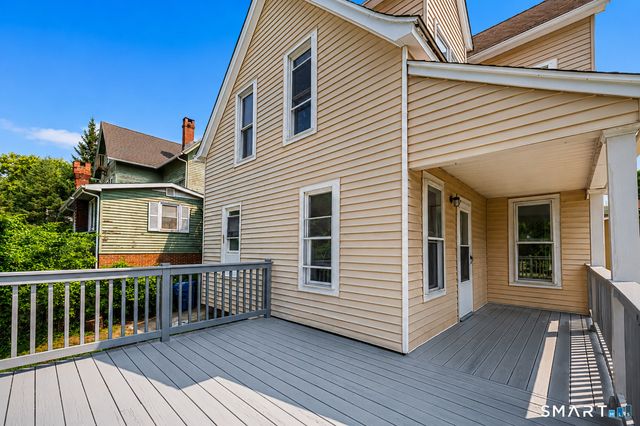 32 Elm Street, Bristol, CT 06010