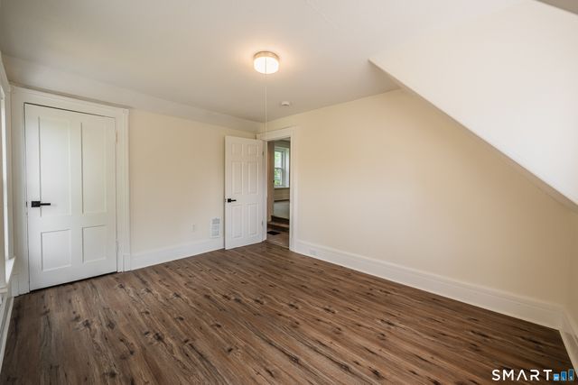 32 Elm Street, Bristol, CT 06010