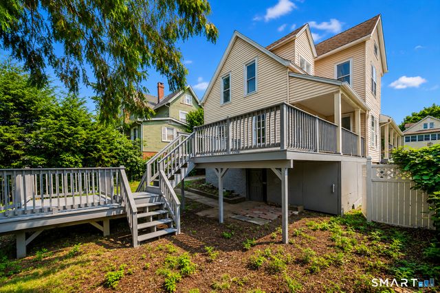 32 Elm Street, Bristol, CT 06010